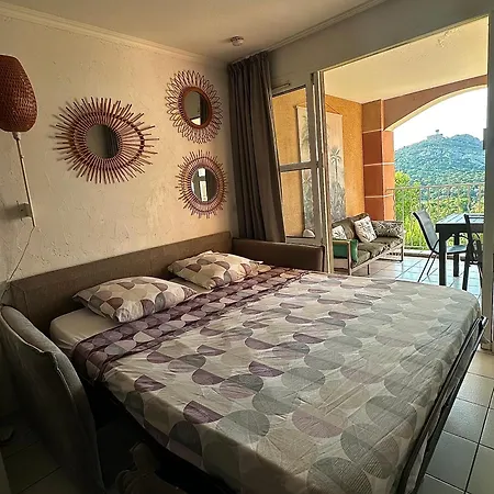 公寓 Vue Au Calme Dans Le Hameau De Cap Esterel, Agay - Saint-raphael